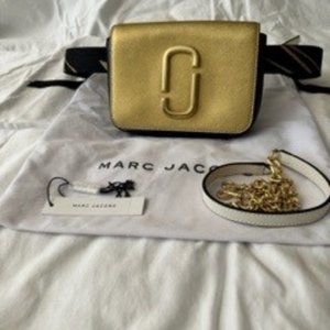 Marc Jacobs Convertible Hipshot bag with tags Gold/Navy